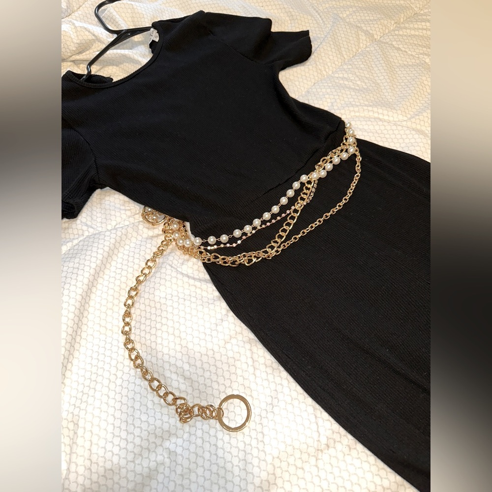 Jumpsuit with belts